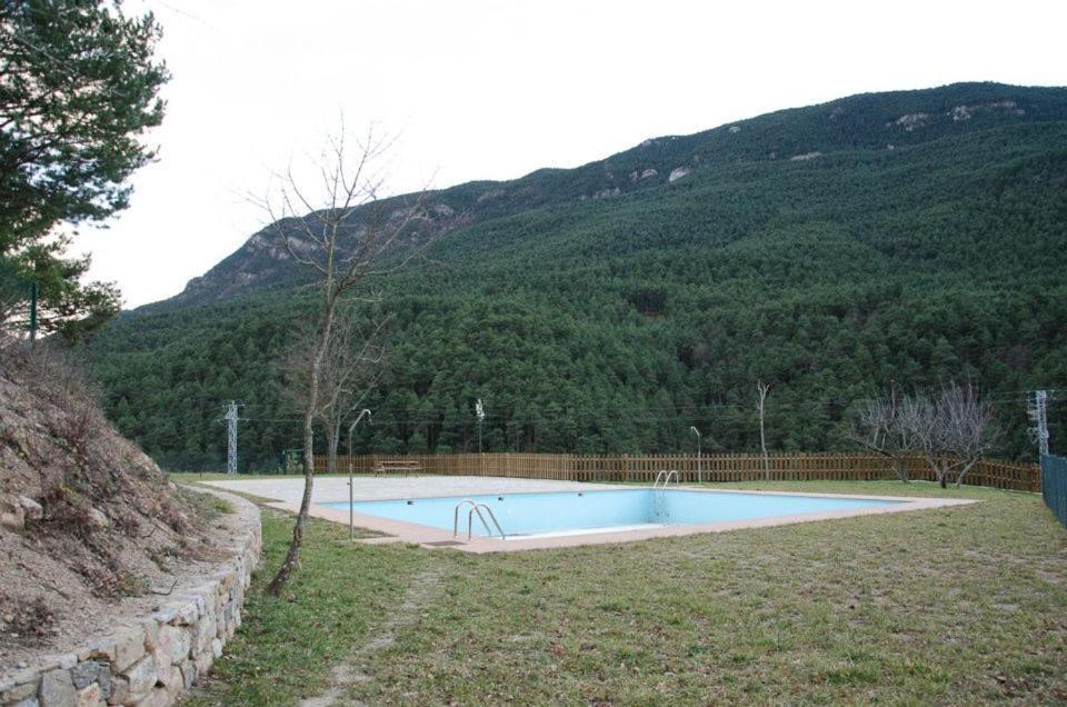 Aula Natura La Salle - Cal Cerdanyola Bagá Exterior foto